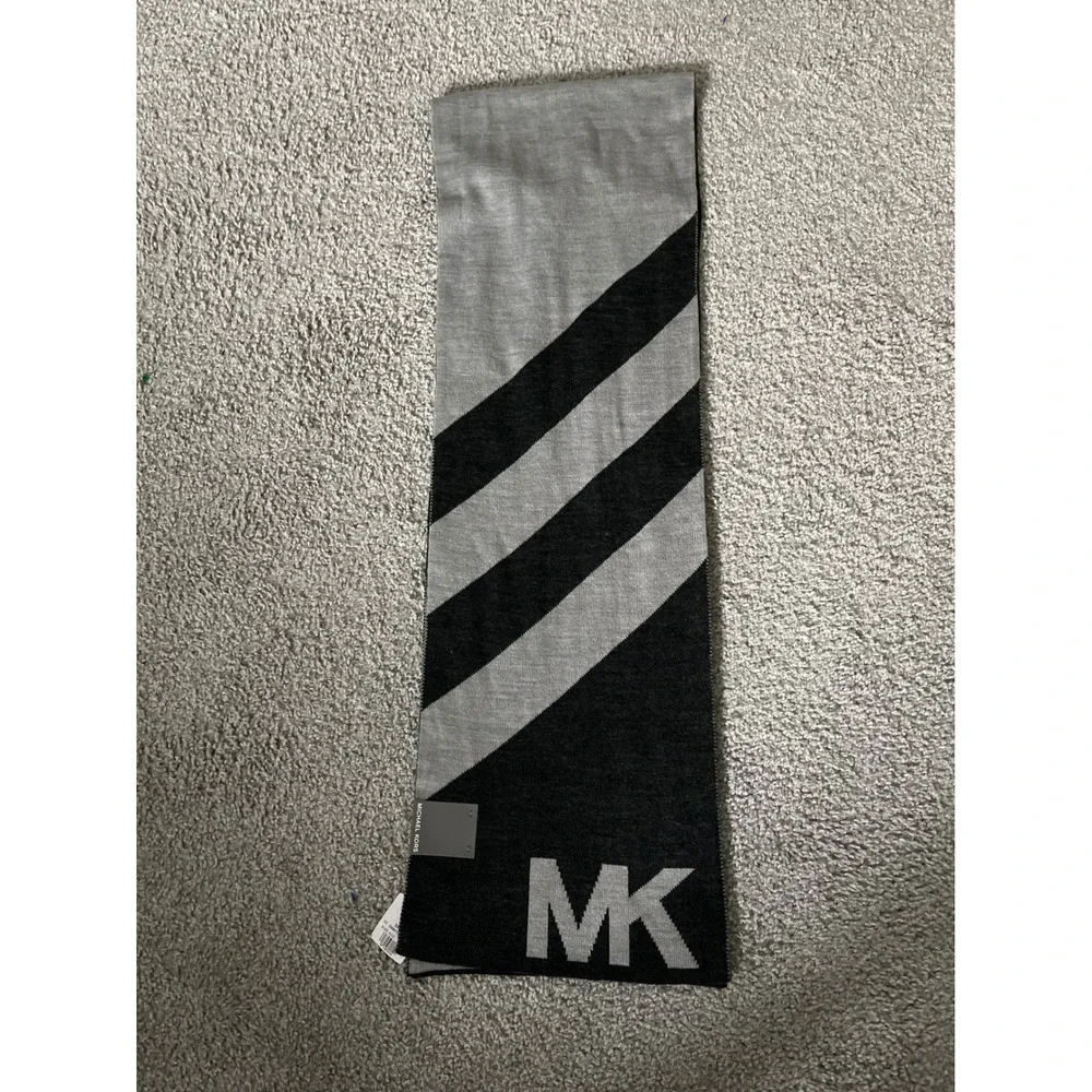 Michael Kors Men's MK‎ Logo Jacquard Muffler Scarf Diagonal Stripe Black Grey